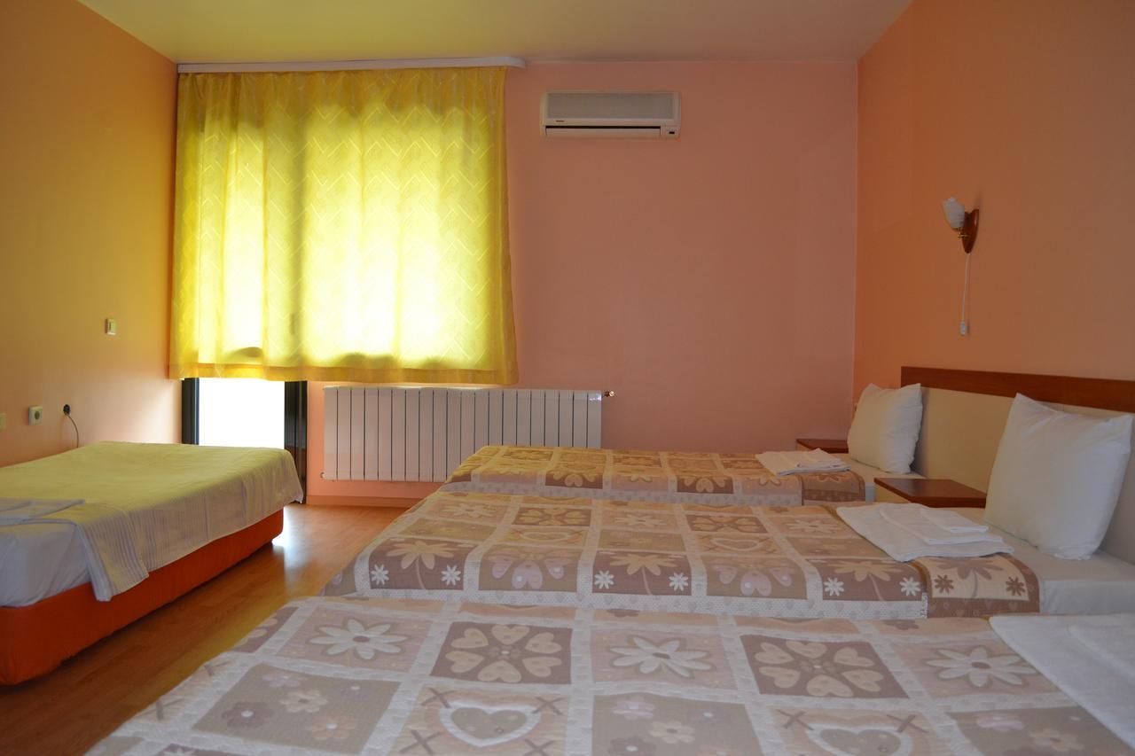 Hotel Perla Gorna Oryakhovitsa Exterior foto
